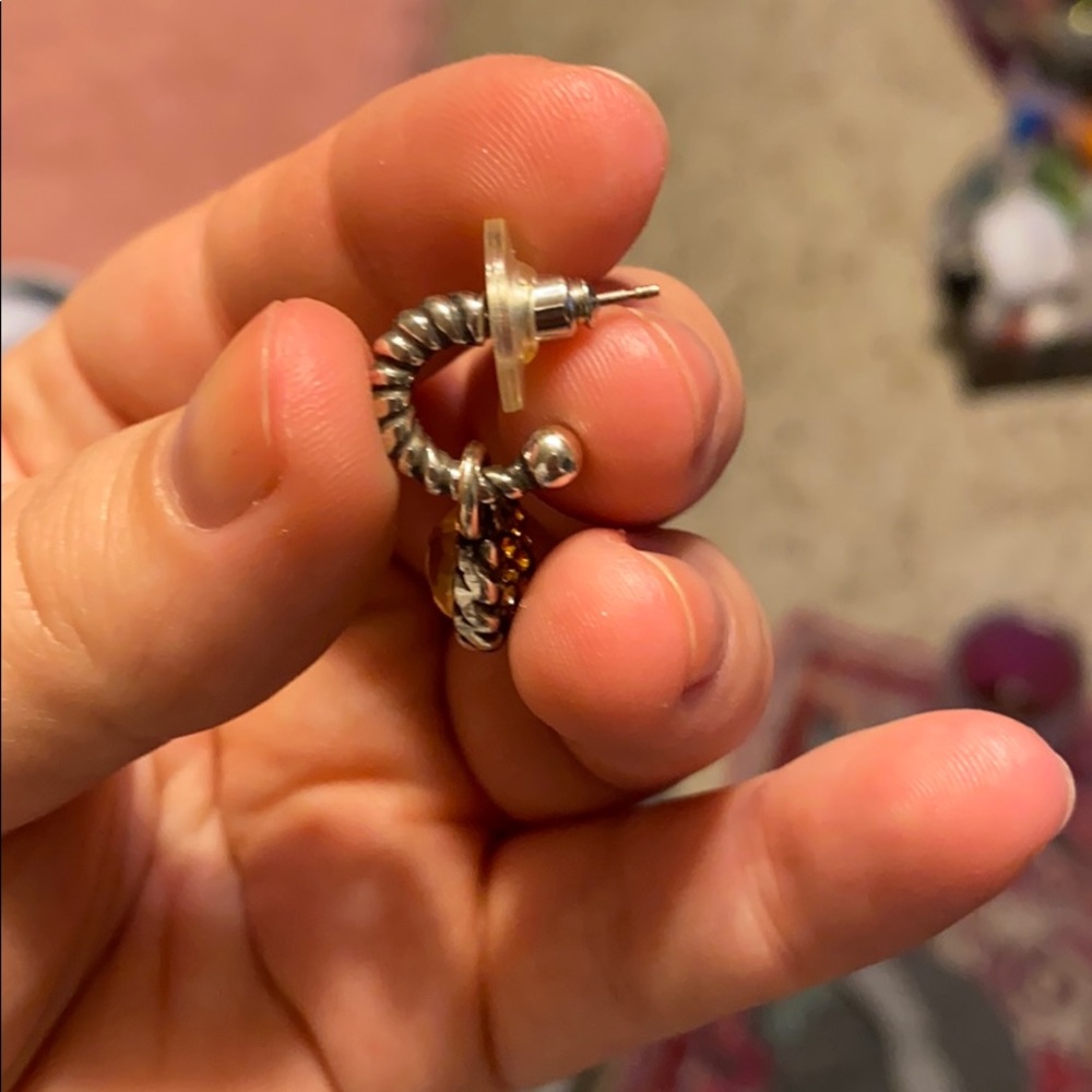 Earrings - Picture 2 of 3